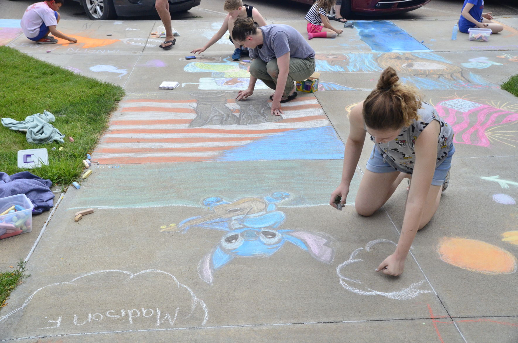 7-6-19 Sidewalk Chalk Contest (14).JPG
